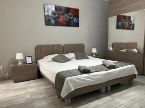 F7 Room 1, Private Double room with private bathroom in shared Flat